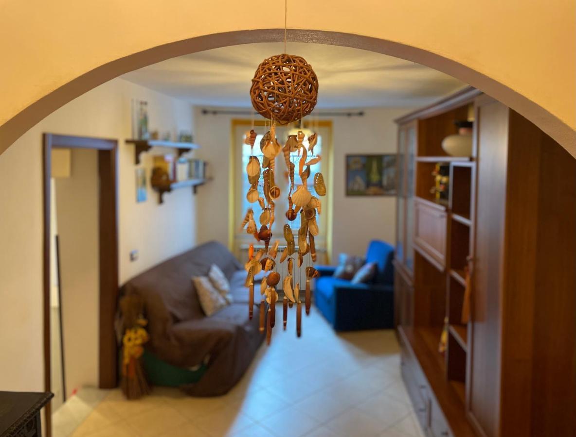 Tra Alpi Apuane E Cinque Terre.. Casetta Renata! Villa Valeriano Lunense Buitenkant foto